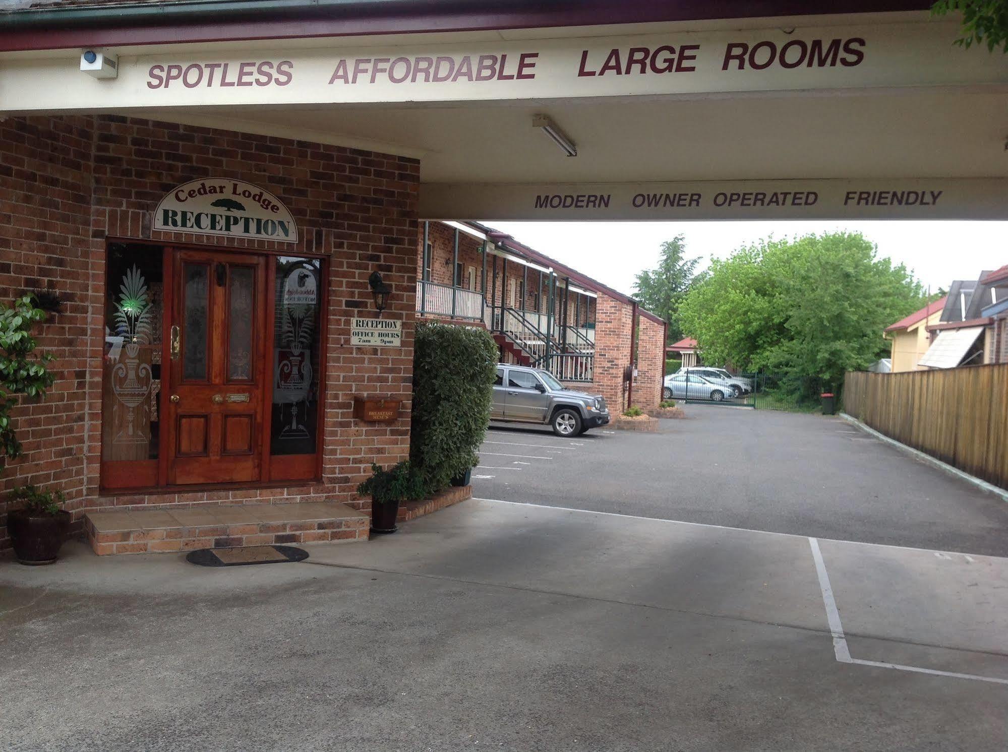 Cedar Lodge Motel Armidale Esterno foto