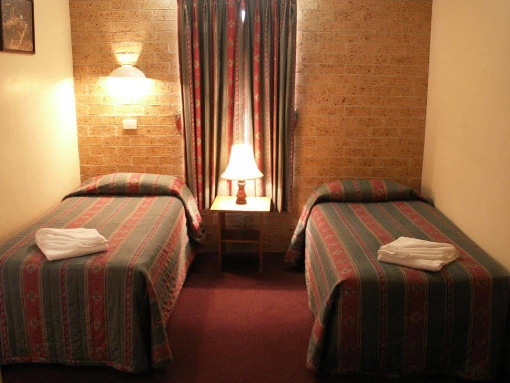 Cedar Lodge Motel Armidale Esterno foto